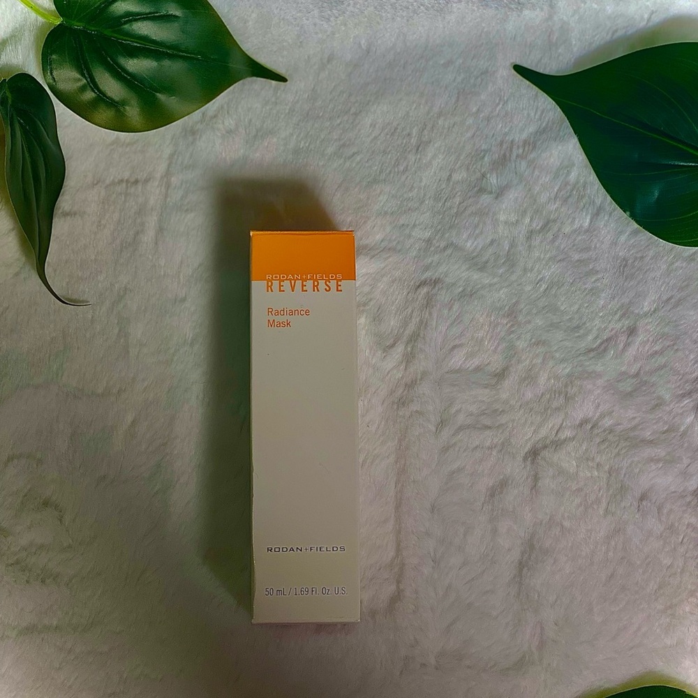 Rodan + Fields Reverse Radiance Mask